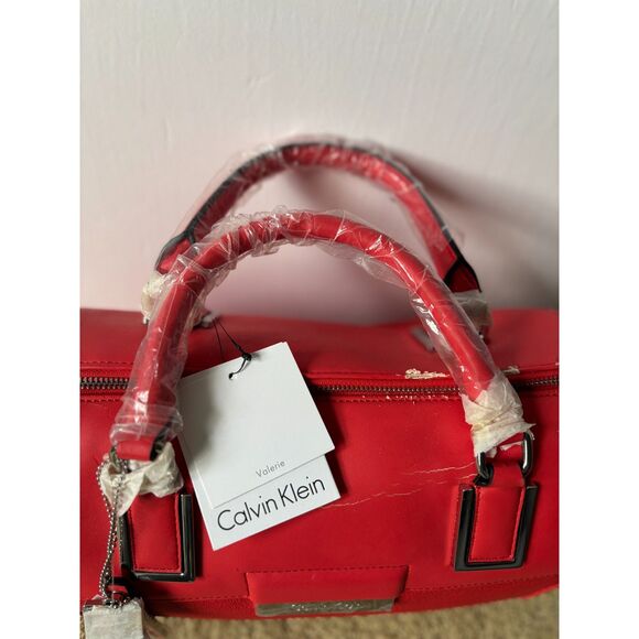 Damaged Defective Peeling Red Calvin Klein Satchel Bowling Bag *missing strap - Picture 8 of 13
